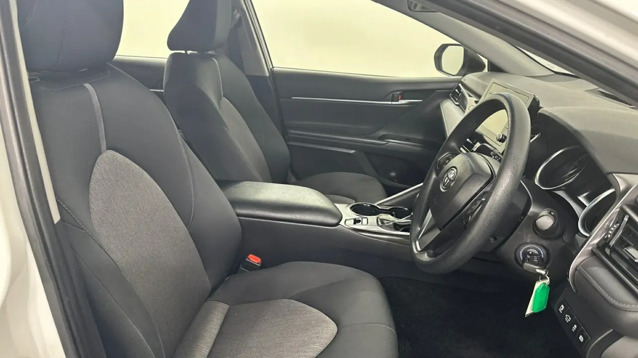 2022 Toyota Camry Gallery Image 16