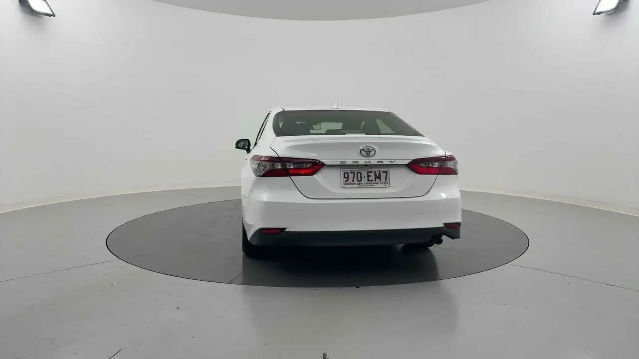 2022 Toyota Camry Gallery Image 4