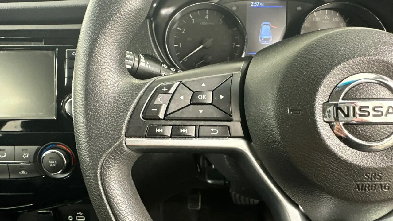 2021 Nissan X-Trail Gallery Image 13