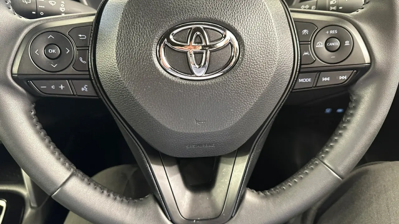 2022 Toyota Corolla Cross Gallery Image 10
