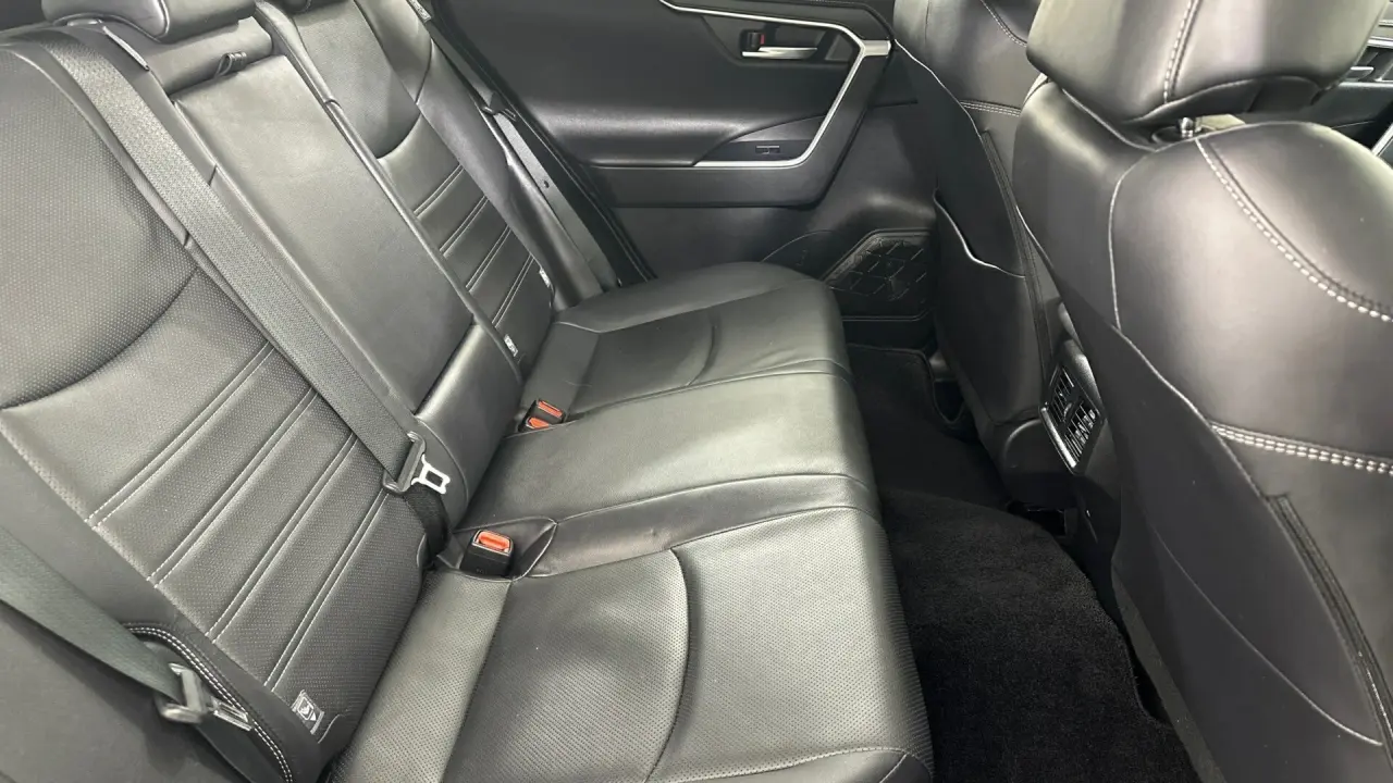 2023 Toyota RAV4 Gallery Image 16
