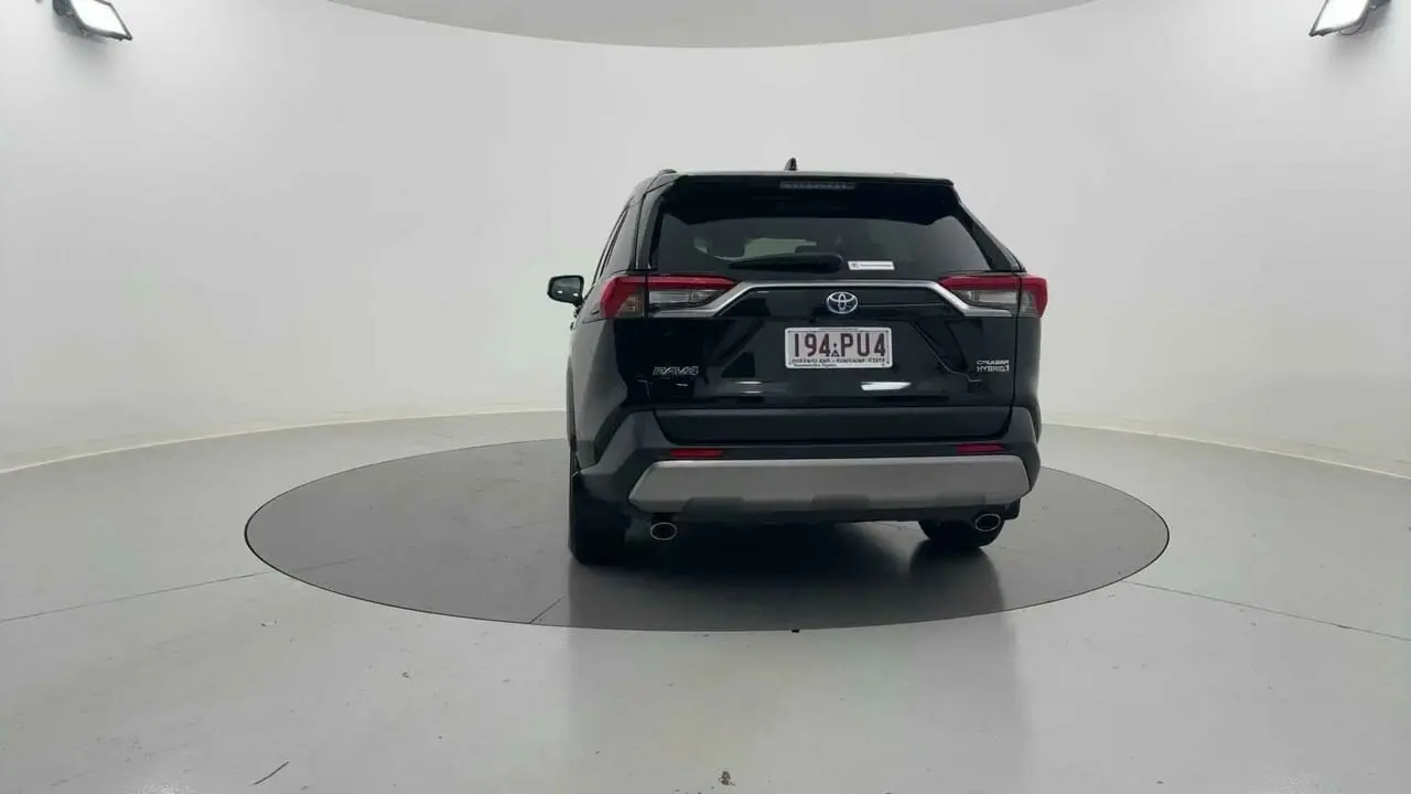 2023 Toyota RAV4 Gallery Image 5