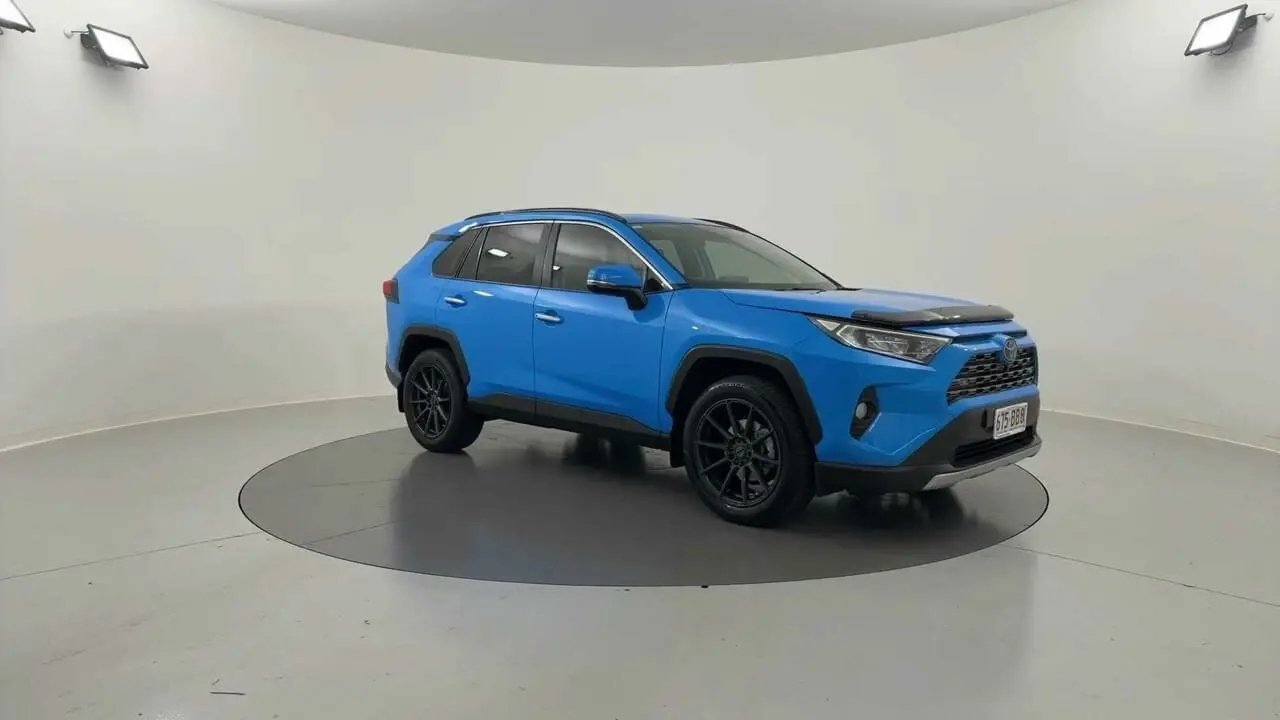 2020 Toyota RAV4 Gallery Image 7