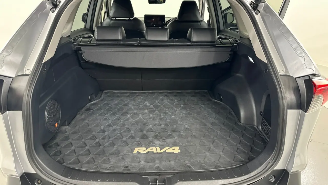 2023 Toyota RAV4 Gallery Image 19