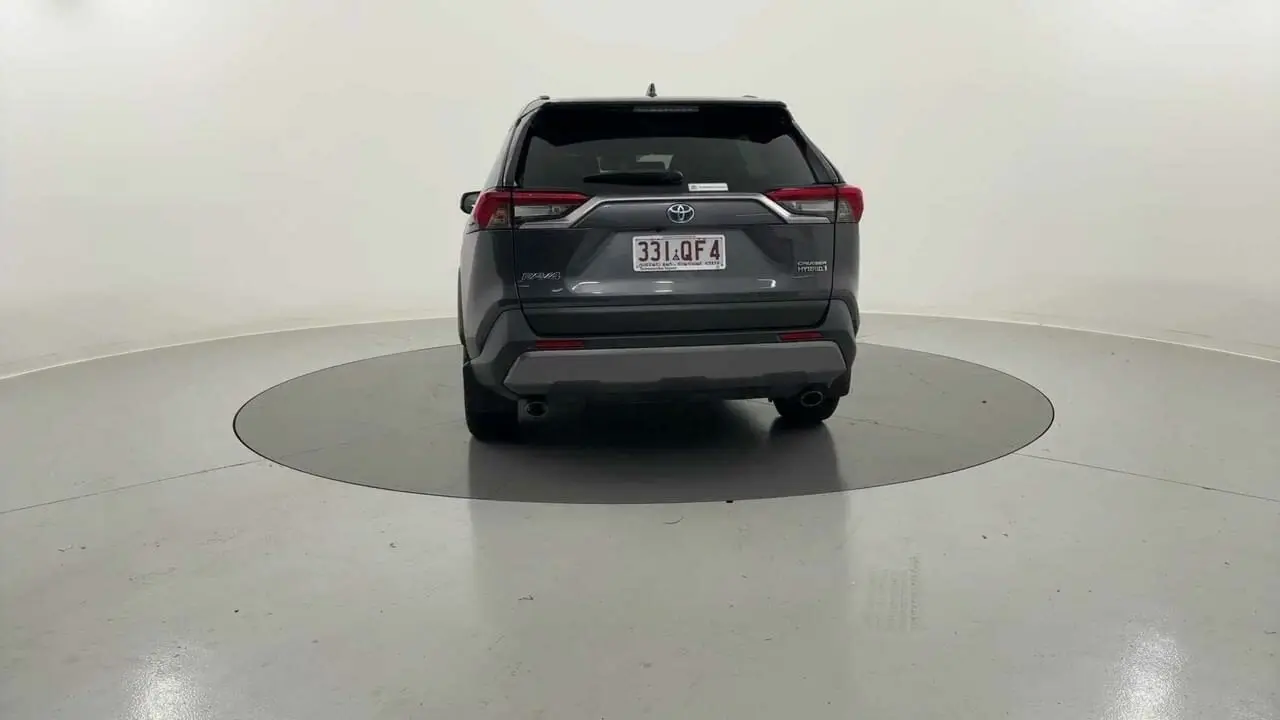 2024 Toyota RAV4 Gallery Image 5