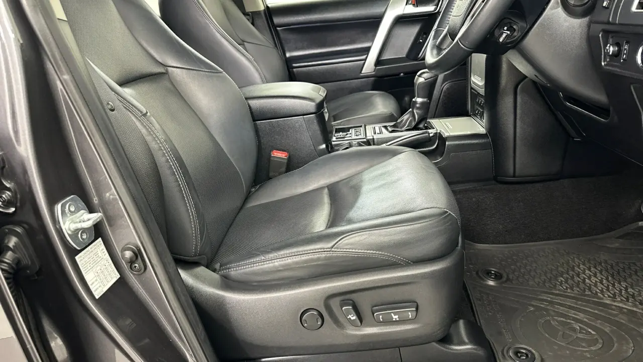 2019 Toyota Landcruiser Prado Gallery Image 13