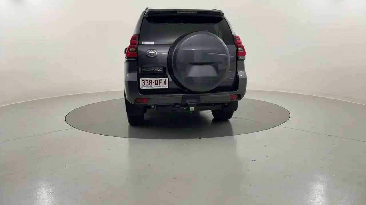 2019 Toyota Landcruiser Prado Gallery Image 5