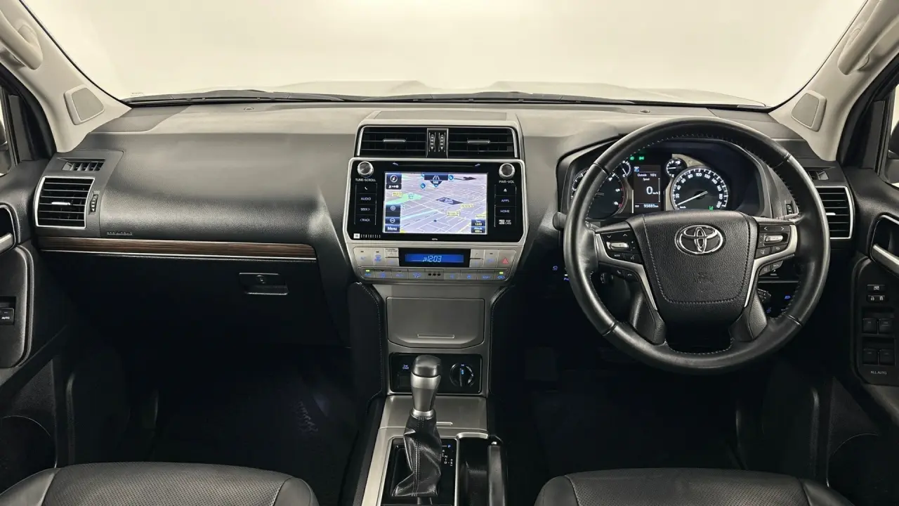 2019 Toyota Landcruiser Prado Gallery Image 9