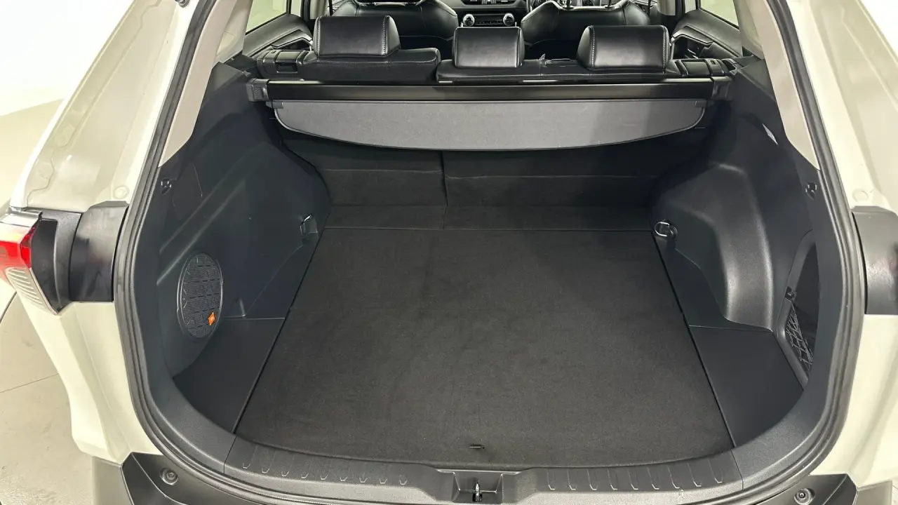 2021 Toyota RAV4 Gallery Image 17