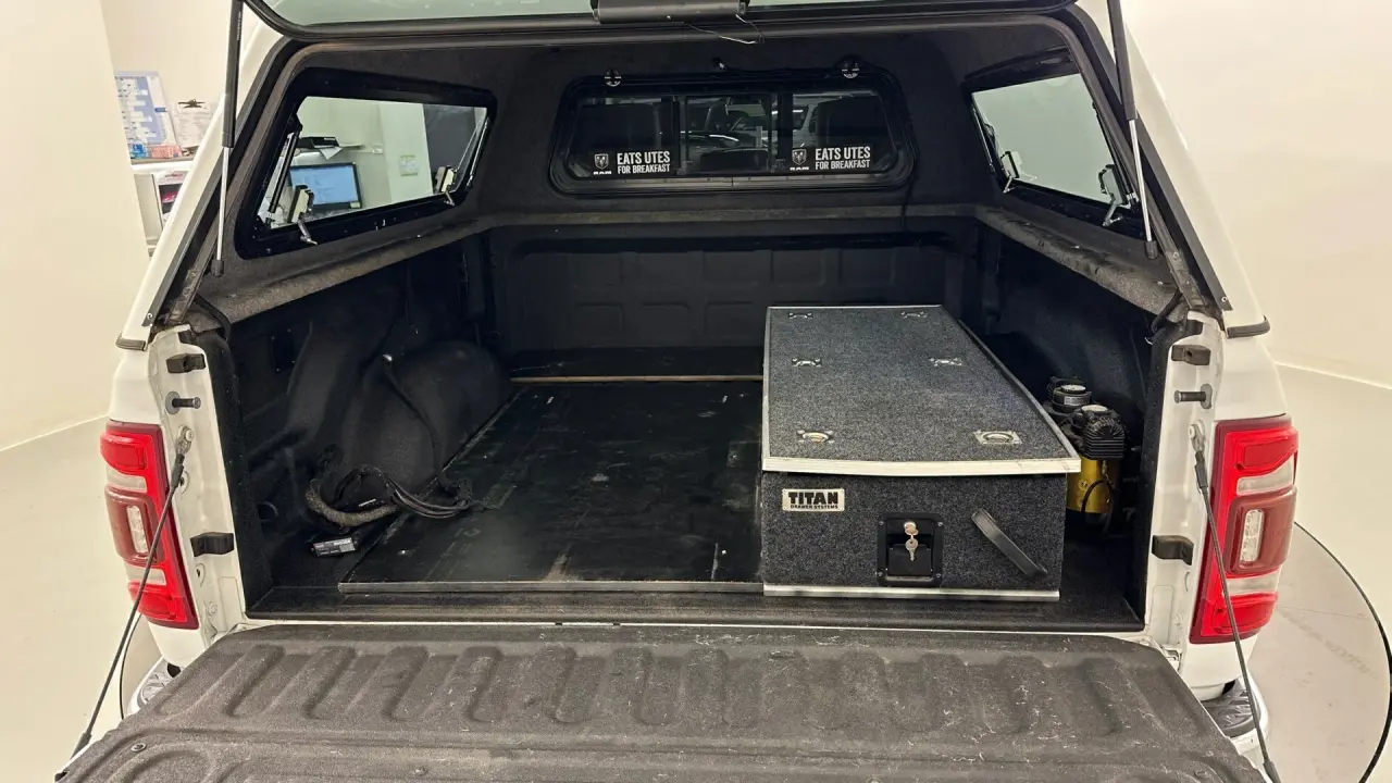 2022 Ram 1500 Gallery Image 17