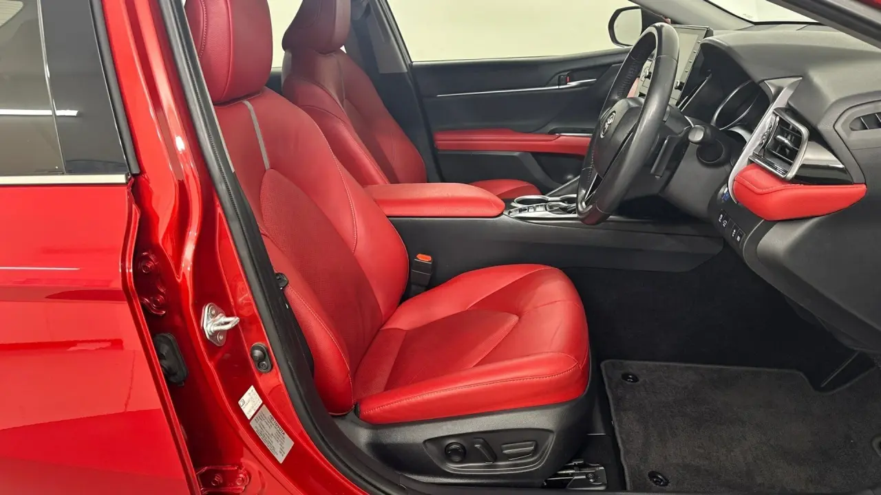 2022 Toyota Camry Gallery Image 14
