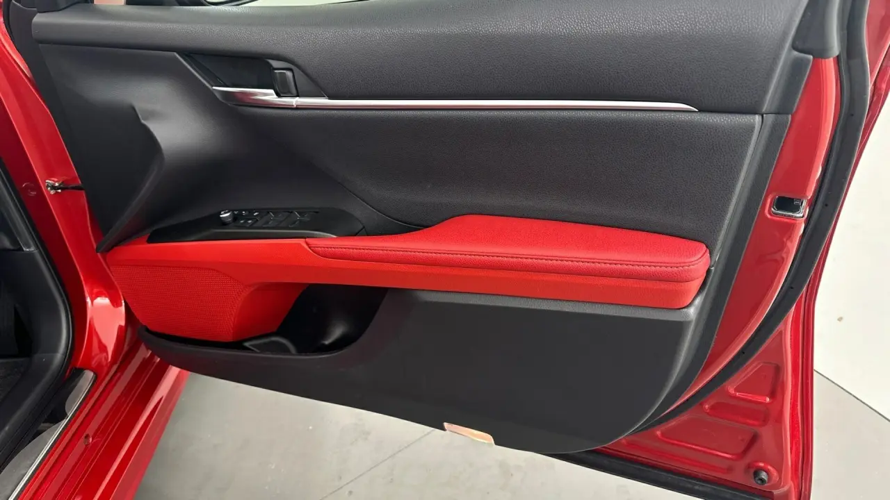 2022 Toyota Camry Gallery Image 17