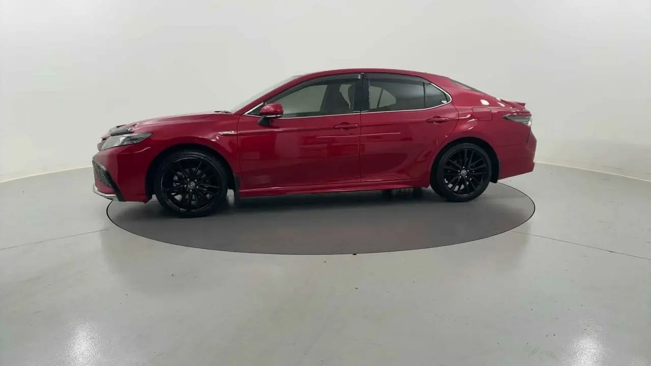 2022 Toyota Camry Gallery Image 3