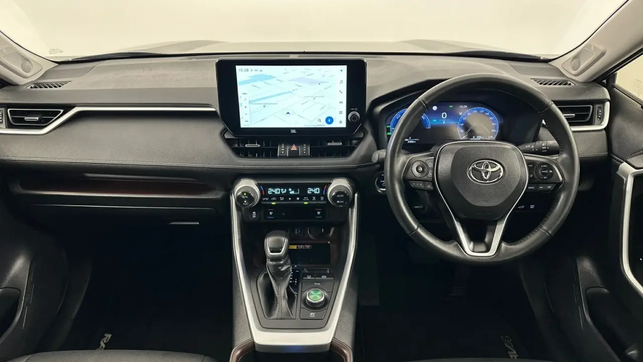 2024 Toyota RAV4 Gallery Image 12
