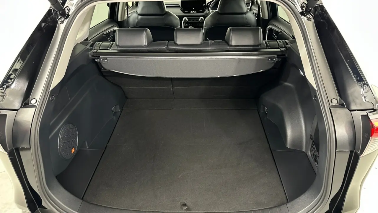 2024 Toyota RAV4 Gallery Image 18