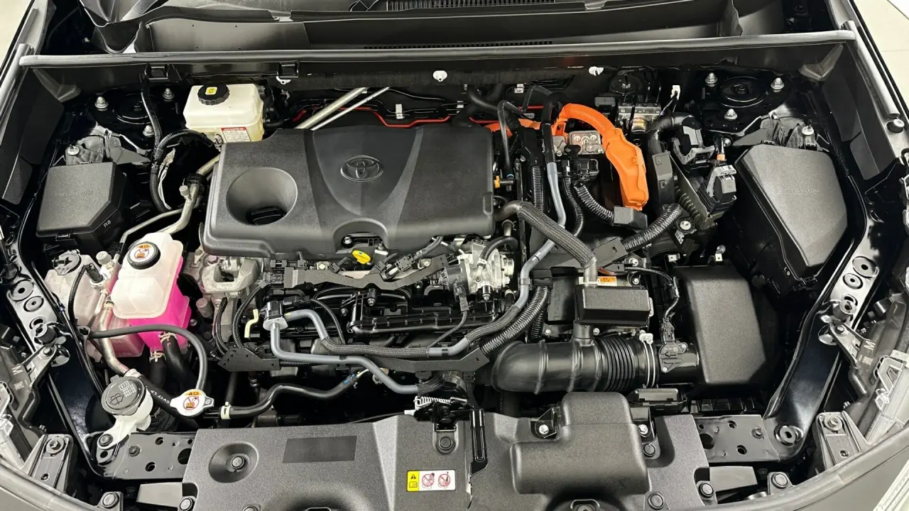 2024 Toyota RAV4 Gallery Image 19