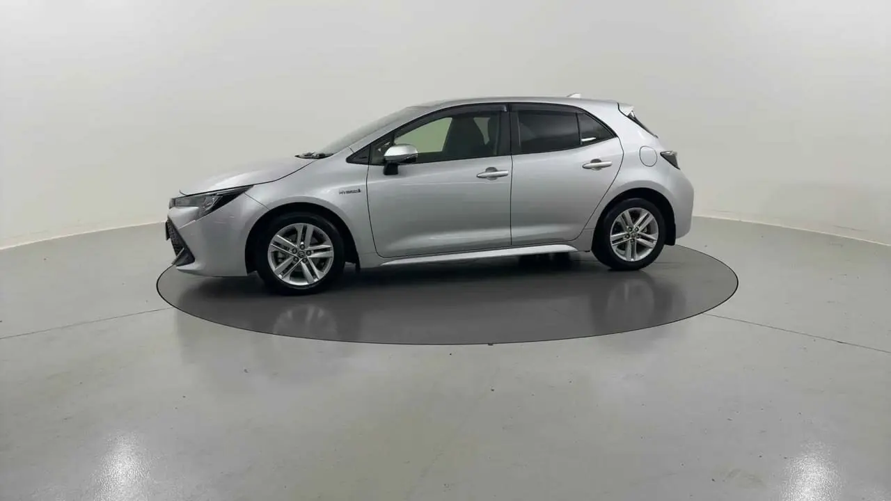 2022 Toyota Corolla Gallery Image 2