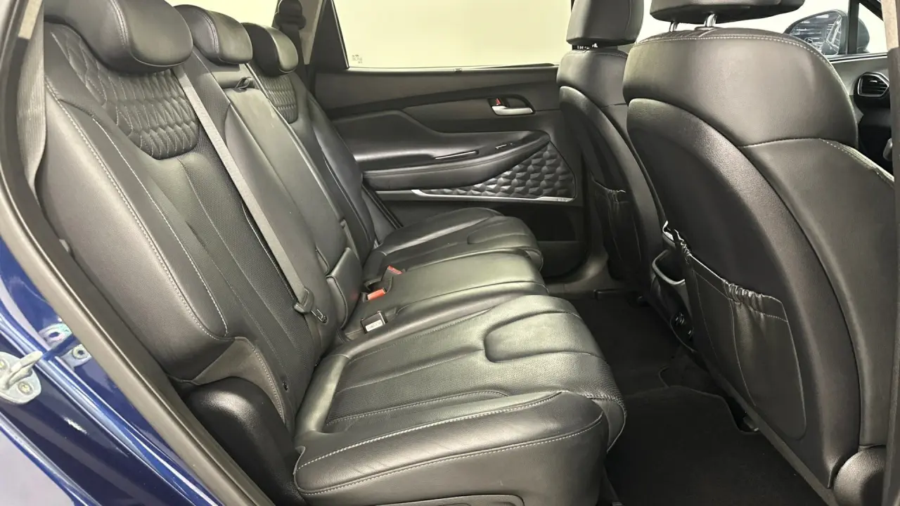 2019 Hyundai Santa Fe Gallery Image 10
