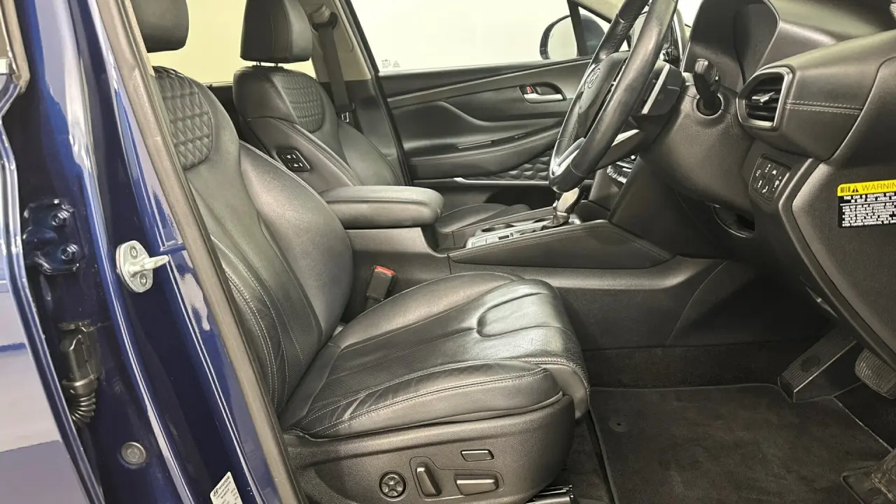 2019 Hyundai Santa Fe Gallery Image 12