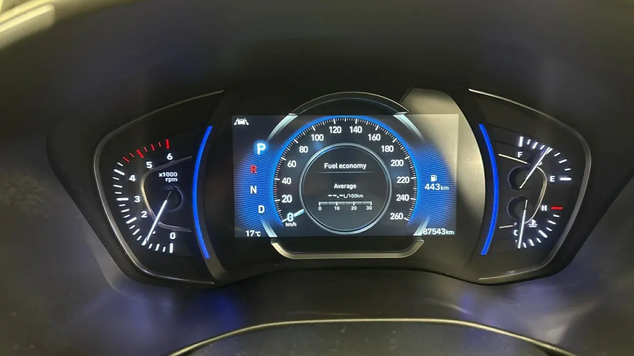 2019 Hyundai Santa Fe Gallery Image 17