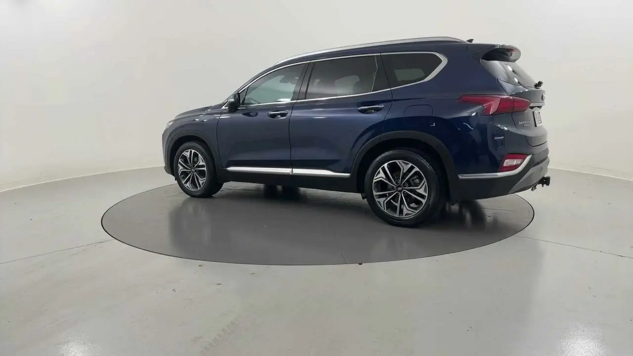 2019 Hyundai Santa Fe Gallery Image 3