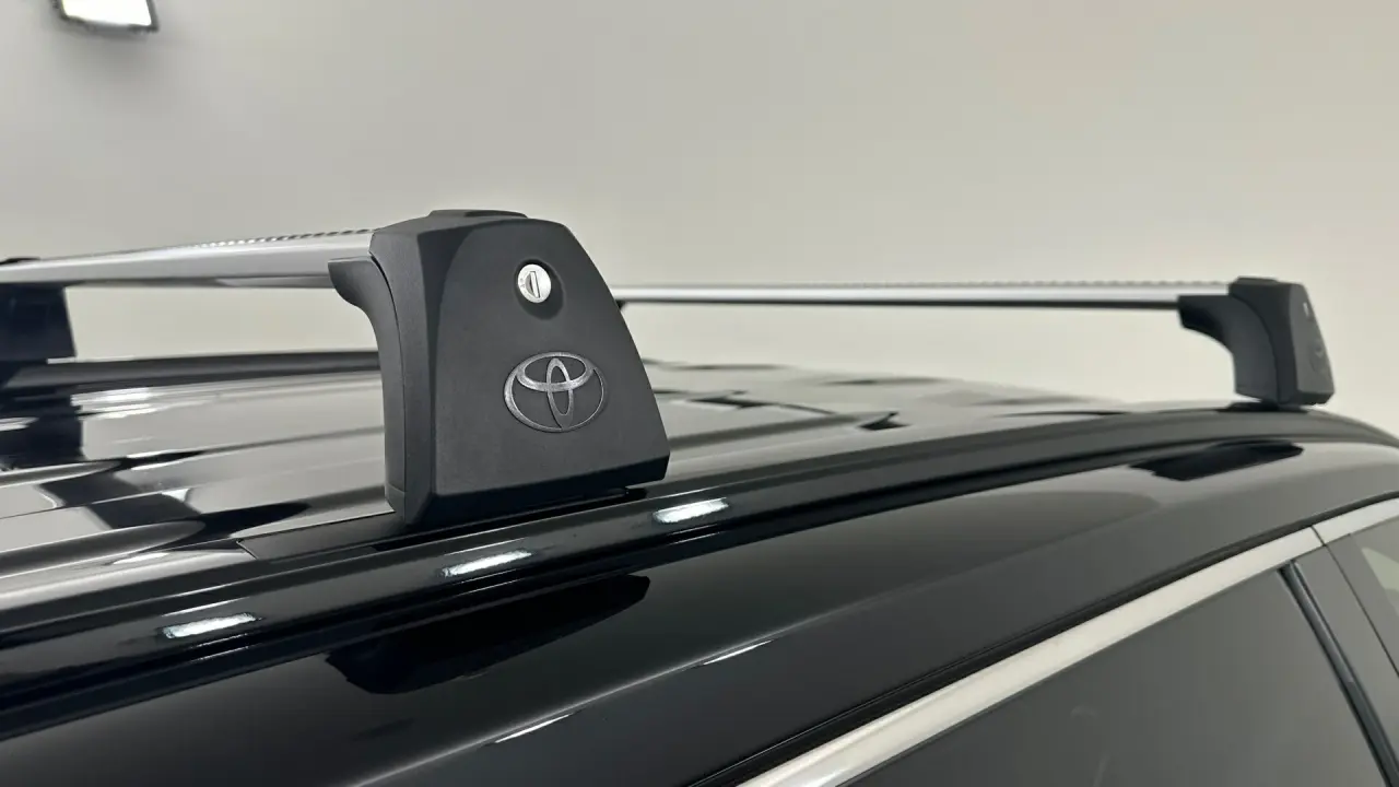 2022 Toyota RAV4 Gallery Image 18