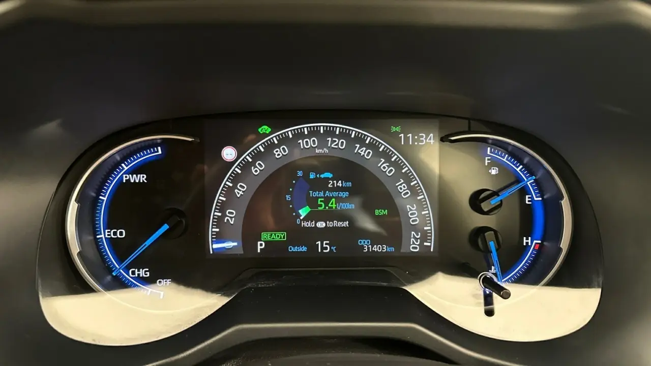 2022 Toyota RAV4 Gallery Image 9