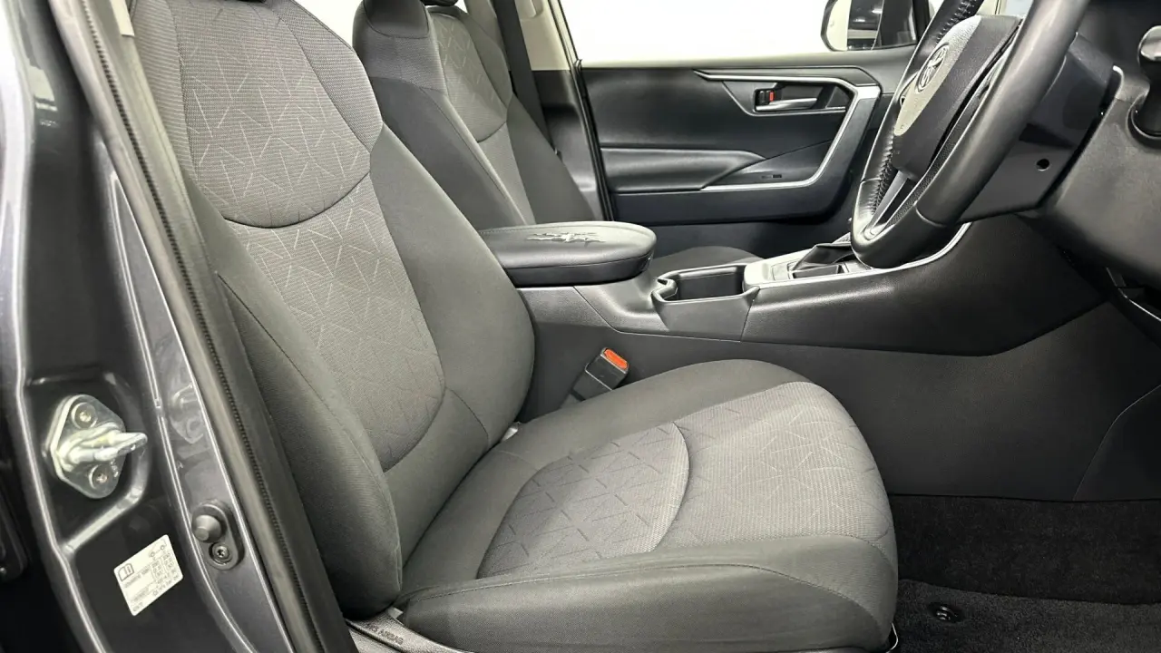 2022 Toyota RAV4 Gallery Image 14