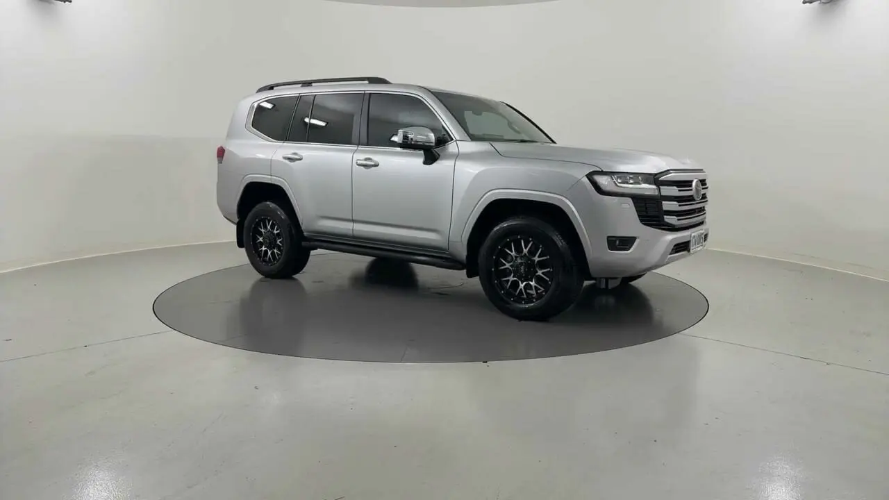 2023 Toyota Landcruiser Gallery Image 7