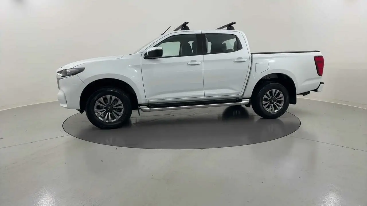 2021 Mazda BT-50 Gallery Image 3