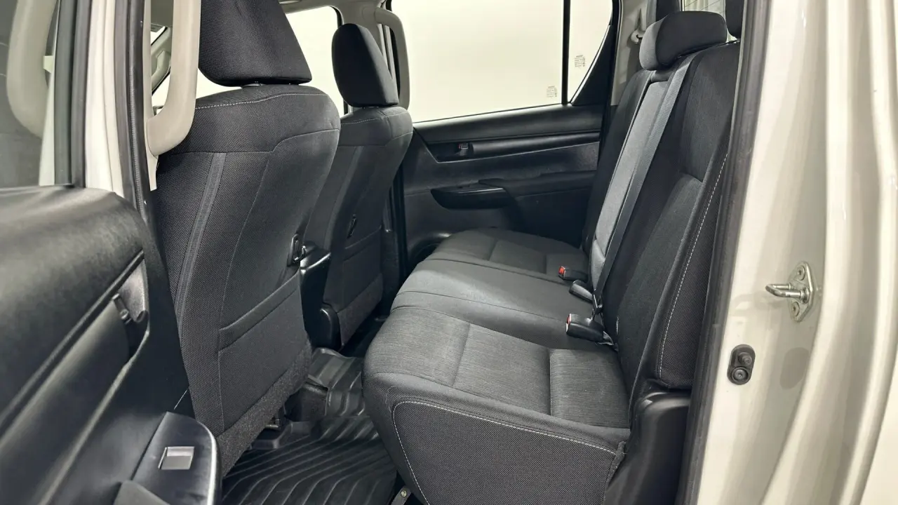 2022 Toyota Hilux Gallery Image 14