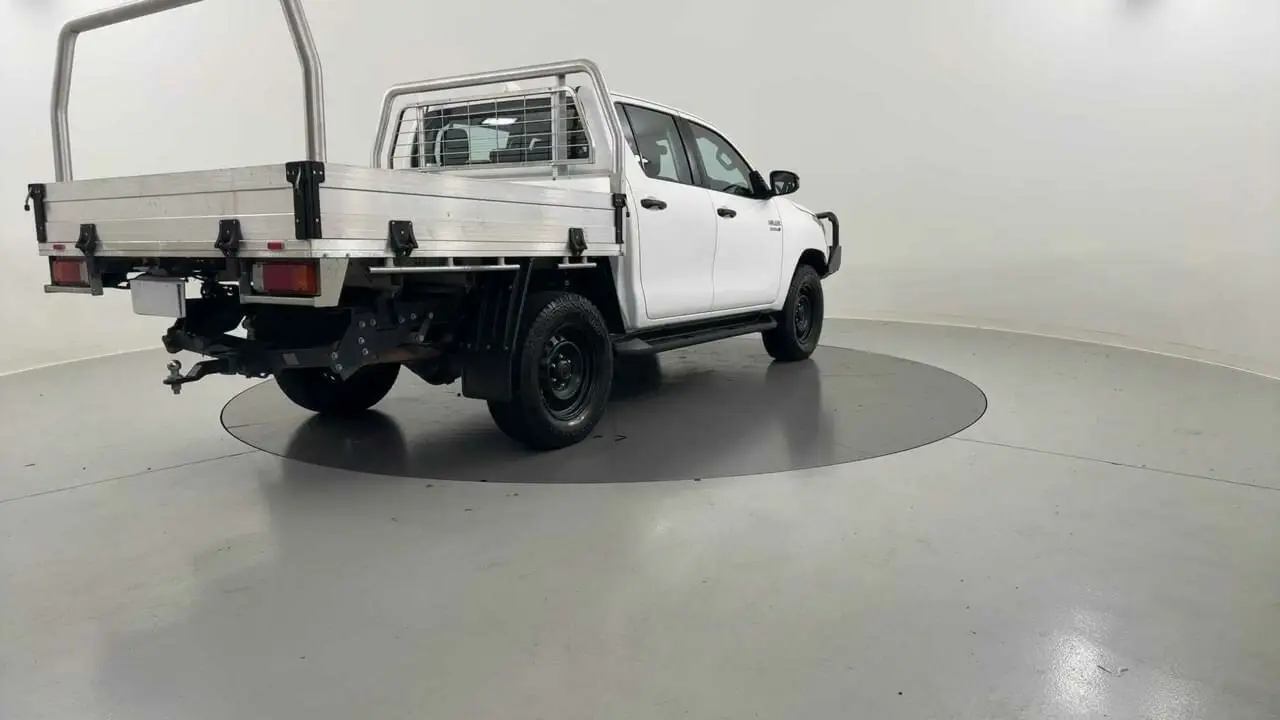 2022 Toyota Hilux Gallery Image 5