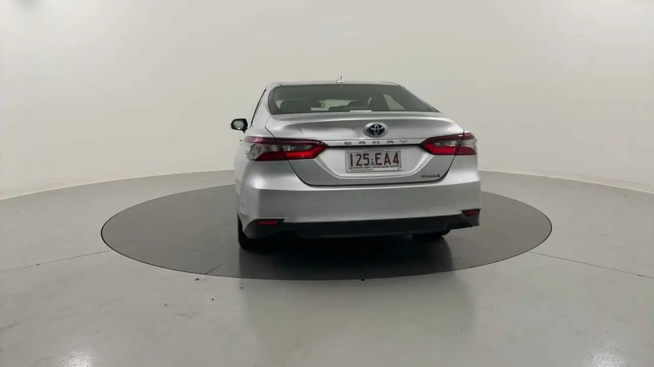 2022 Toyota Camry Gallery Image 4