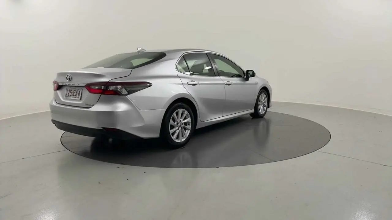 2022 Toyota Camry Gallery Image 5