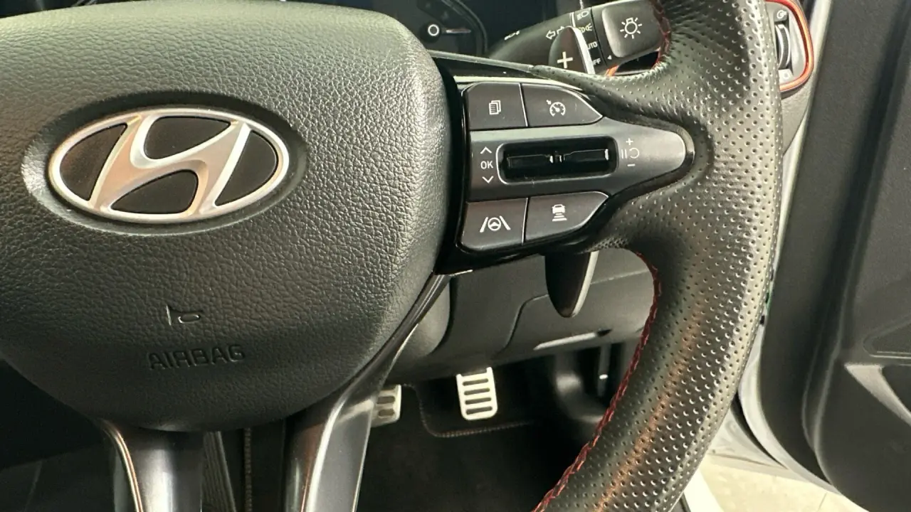 2022 Hyundai i30 Gallery Image 12