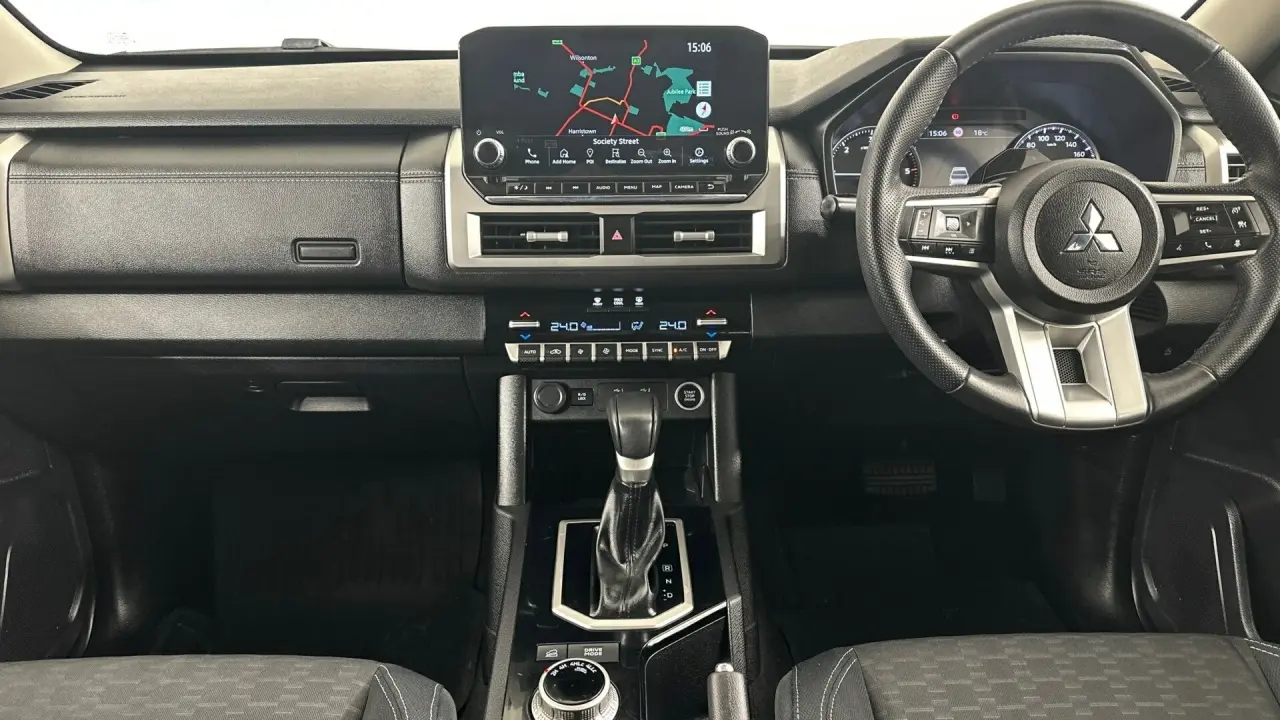2024 Mitsubishi Triton Gallery Image 12