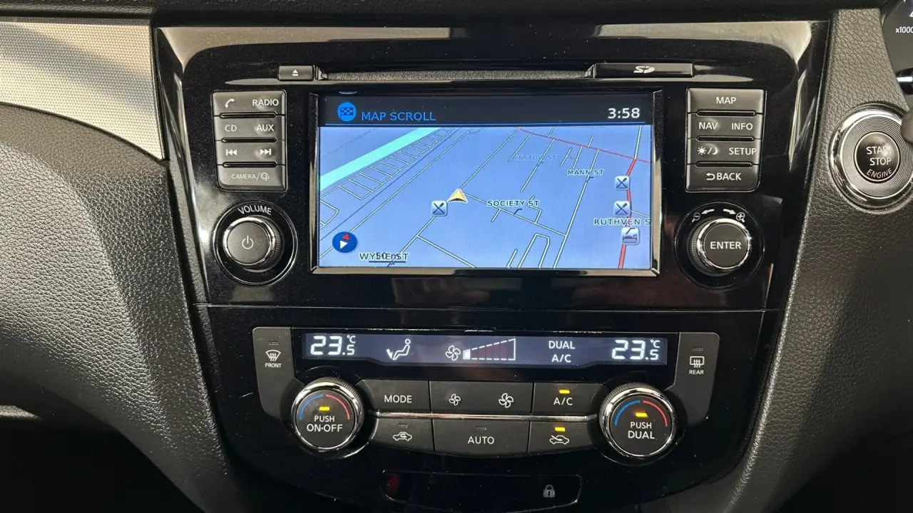 2018 Nissan Qashqai Gallery Image 11