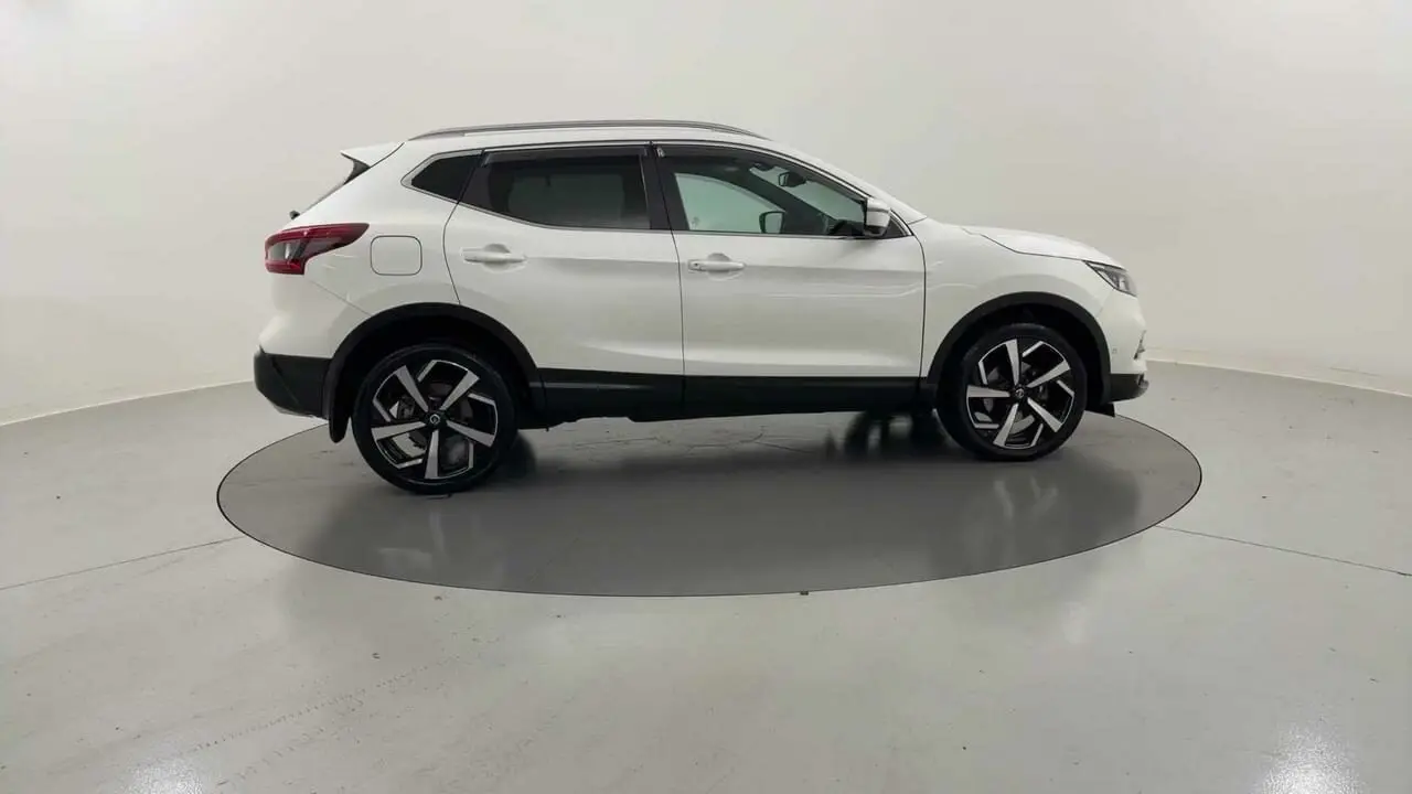 2018 Nissan Qashqai Gallery Image 6