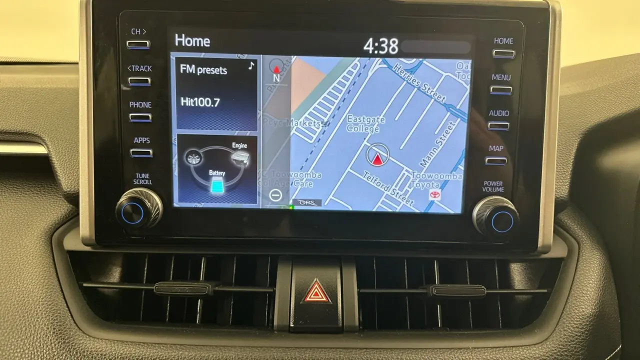 2022 Toyota RAV4 Gallery Image 11