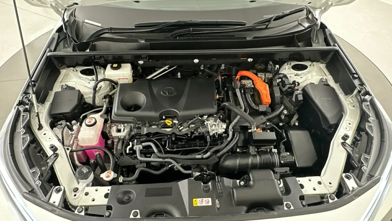 2022 Toyota RAV4 Gallery Image 18