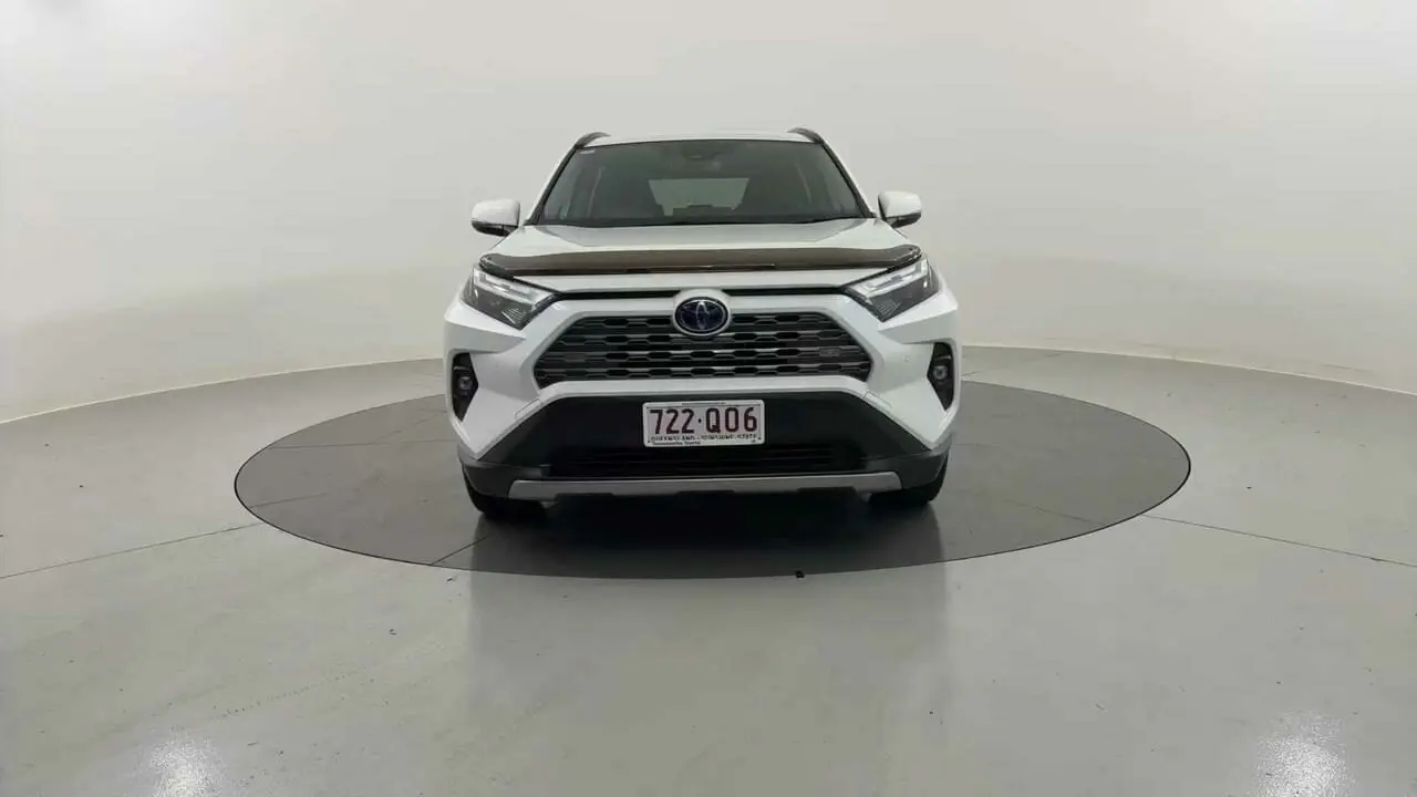 2022 Toyota RAV4 Gallery Image 8