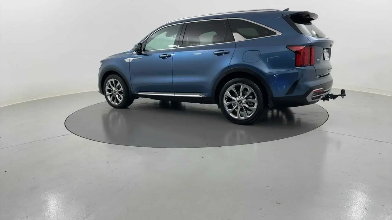 2021 Kia Sorento Gallery Image 3