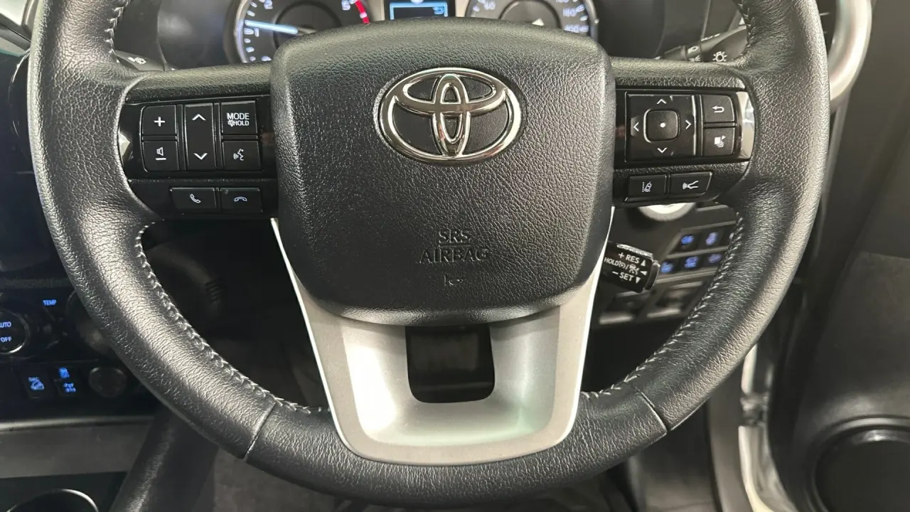 2023 Toyota Hilux Gallery Image 10
