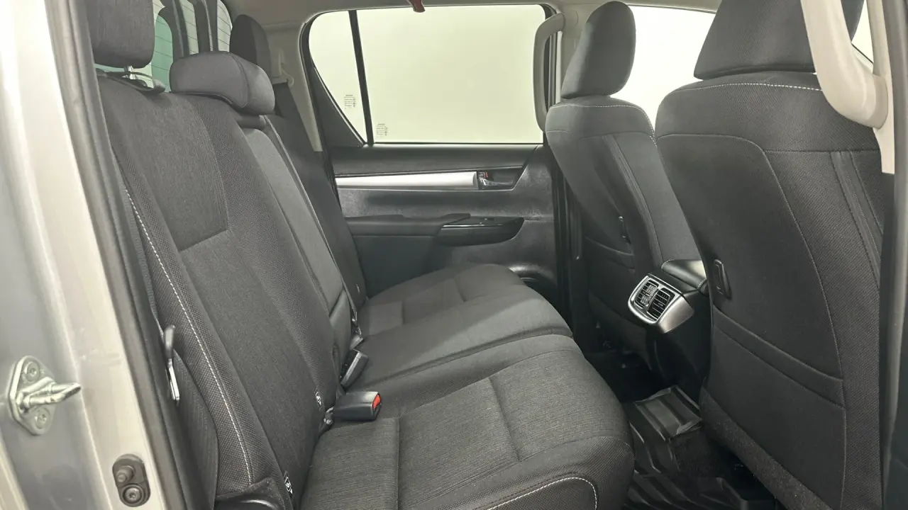 2023 Toyota Hilux Gallery Image 17