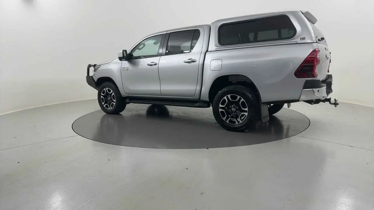 2023 Toyota Hilux Gallery Image 3