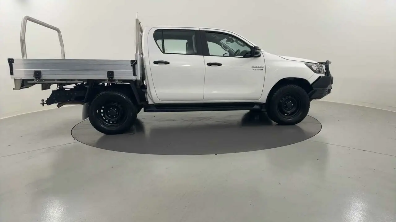2022 Toyota Hilux Gallery Image 6
