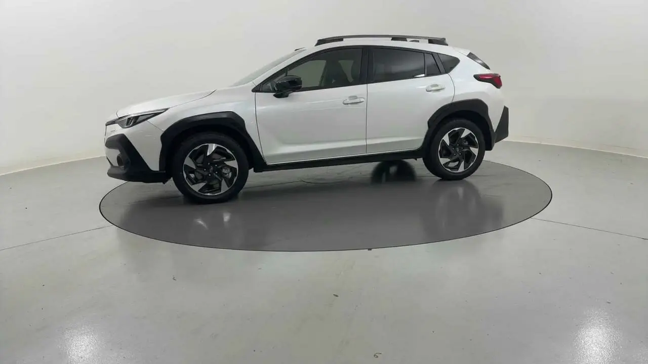 2023 Subaru Crosstrek Gallery Image 2