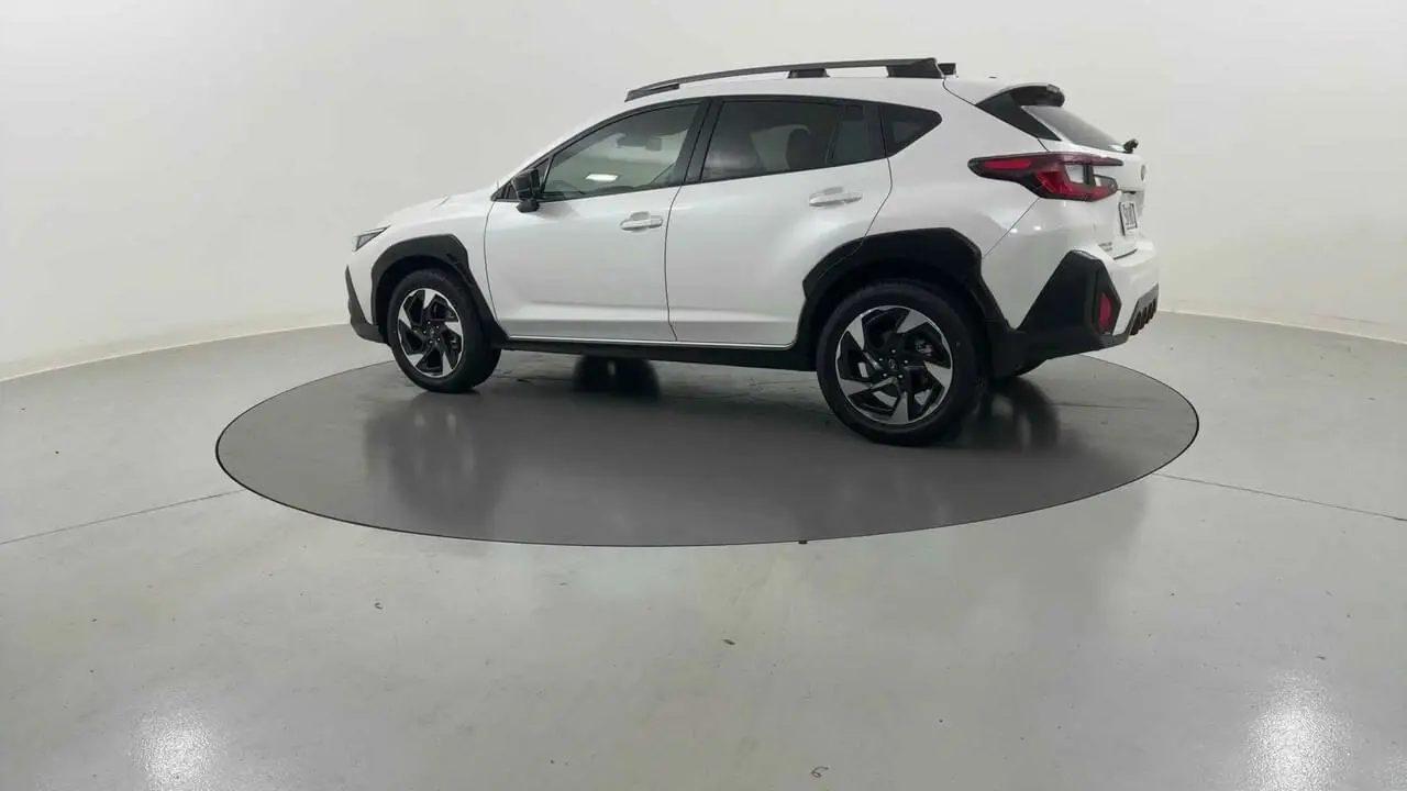 2023 Subaru Crosstrek Gallery Image 3