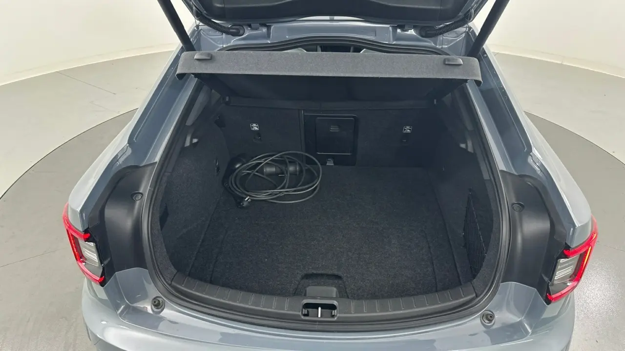 2022 Polestar 2 Gallery Image 17