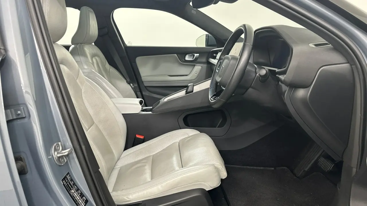 2022 Polestar 2 Gallery Image 18